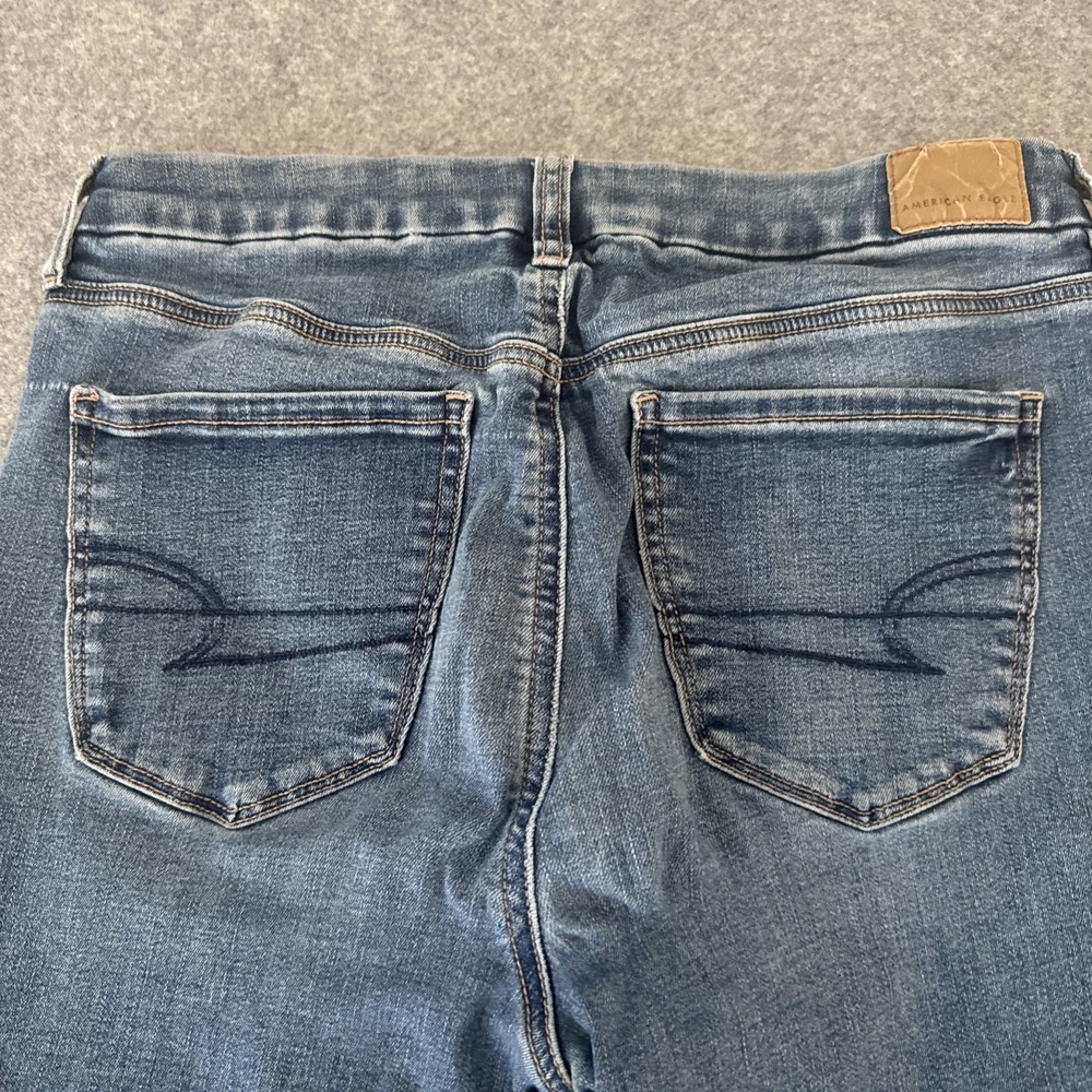 American Eagle Women's Size 10 Curvy Hi Rise Jegging‎ Jeans Medium Wash - Picture 8 of 15